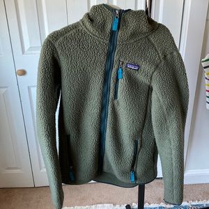 Patagonia Women’s Retro Pile Fleece Hoodie, green, size L